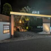 HOTEL ARIA(アリア)千葉幕張店(全国/ラブホテル)の写真『昼の外観①(R7,9)』by キジ