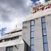 五條アイネ(五條市/ラブホテル)の写真『昼の外観』by しょうぴい