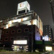 ホテル マッセリゾート今池(名古屋市千種区/ラブホテル)の写真『夜の外観』by まさおJリーグカレーよ