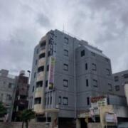 HOTEL emoemo (エモエモ)(府中市/ラブホテル)の写真『昼の外観(R8.6)』by tkctkc