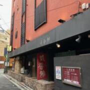 HOTEL  YAYAYA弐番館(全国/ラブホテル)の写真『外観　脇の入り口』by ichaX2