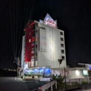 もしもしピエロ(大分市/ラブホテル)の写真『夜の外観』by Sparkle