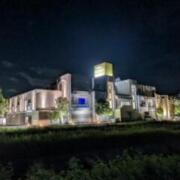 HOTEL Little Prince(北九州市八幡西区/ラブホテル)の写真『夜の外観』by Sparkle