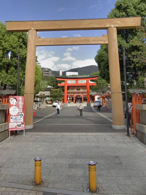 生田神社前（東急ハンズ三宮店裏）｜完熟ばなな神戸・三宮店（待ち合わせ型熟女デリヘル/三宮発・近郊}）