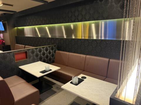 ｜Vacheron（ヴァシュロン）（ラウンジ/片町）